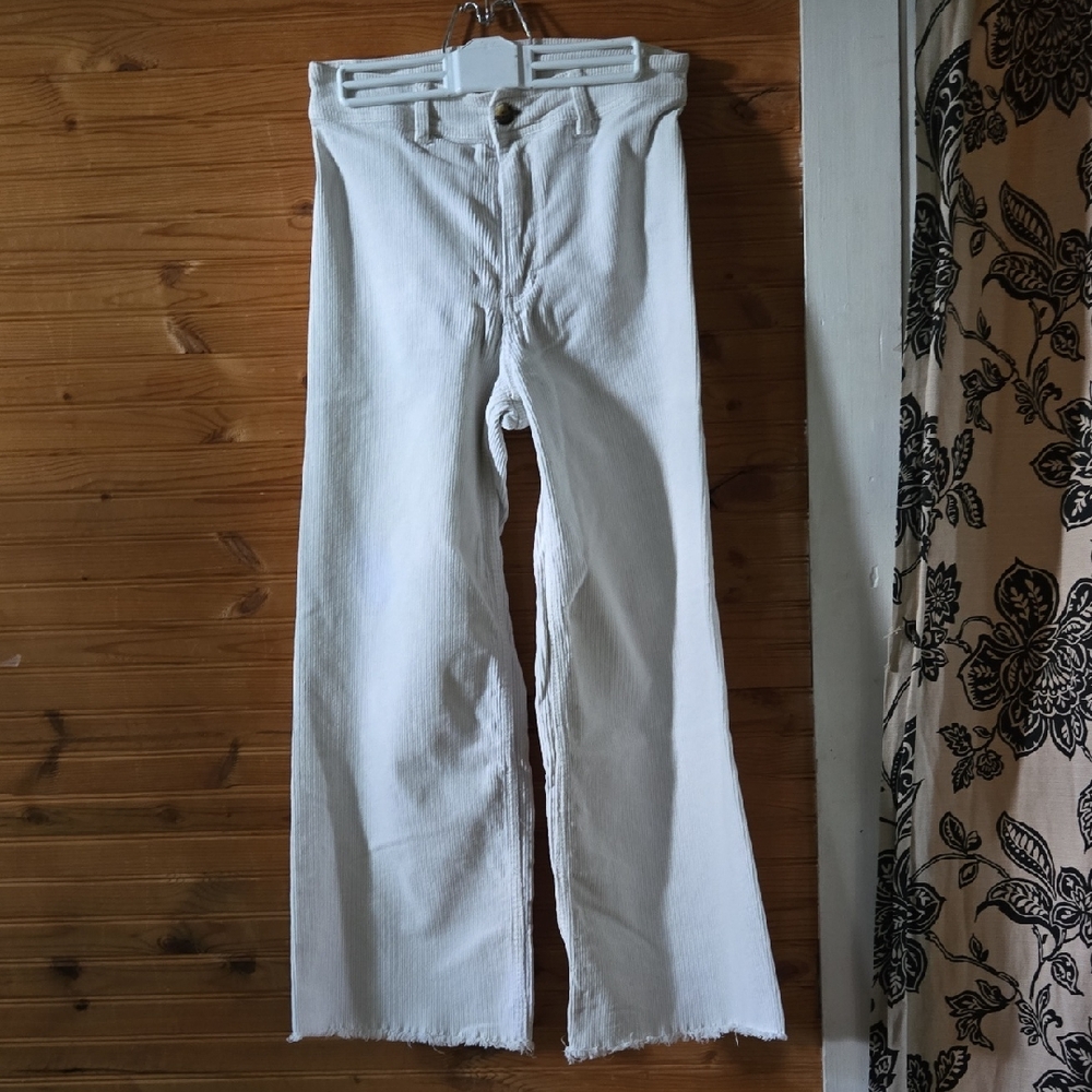 Billabong Free Fall High-Waisted Wide Leg White Corduroy Pants Size 28